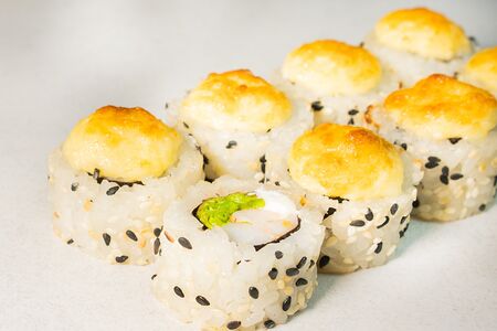 Хот-ролл с креветкой