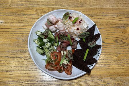 Крепкая закуска