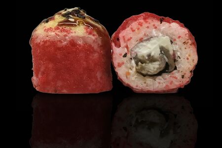 Запеченный ролл угорь