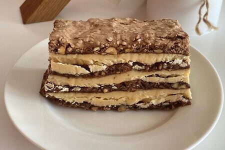 Торт-мороженое Сникерс