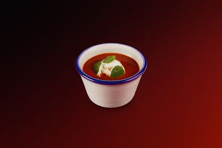 Томатный суп со страчателлой