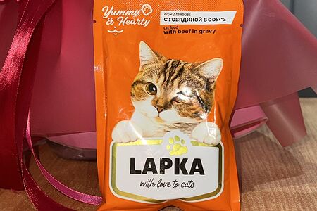 Жидкий корм Lapka с говядиной в соусе