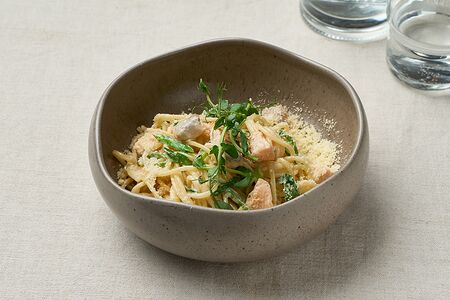 Паста с лососем