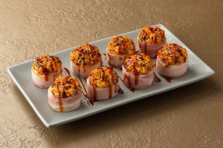 Ролл Испаньола с мидиями и беконом