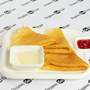 Блины со сметаной