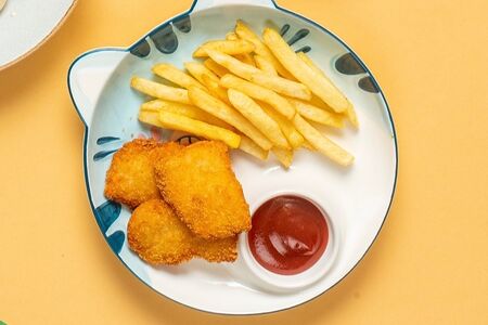 Наггетсы с картофелем фри детские 