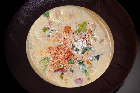 Сливочный суп с лососем