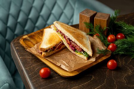 Сэндвич с ростбифом 