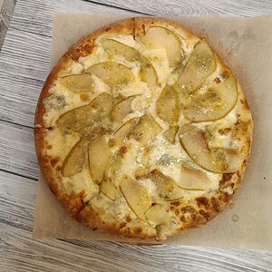 Груша с горгонзолой 