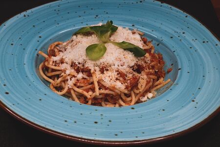 Спагетти болоньезе