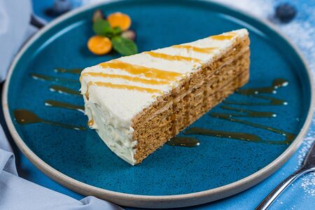 Карамельная девочка