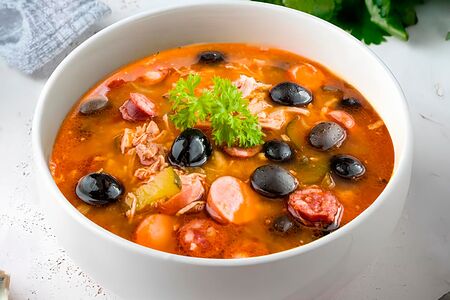 Солянка по-домашнему