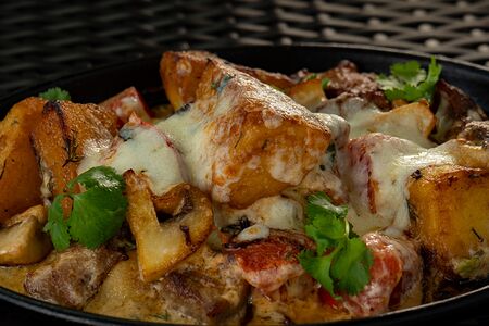 Сковорода со свининой 