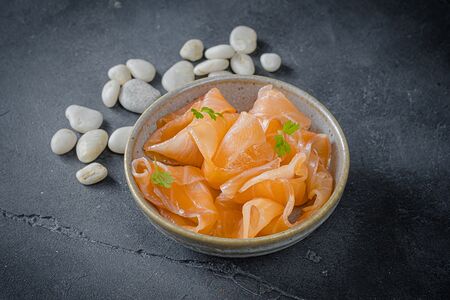 Лосось слабосолёный