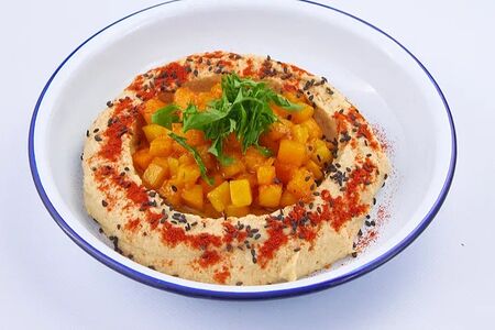 Тёплый хумус с тыквой