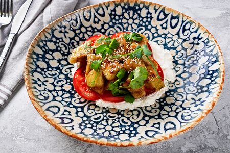 Салат восточный с баклажанами