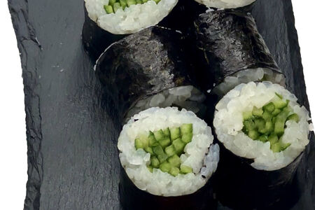 Ролл сяки мяки с огурцом