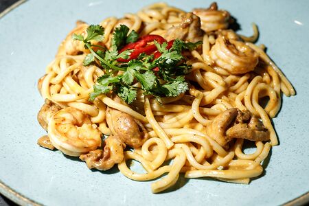 Том ям лагман