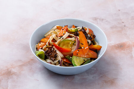 Удон с овощами