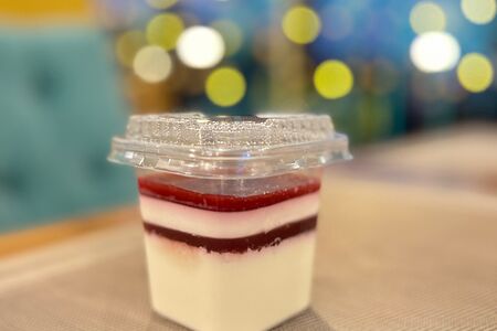 Панна котта ягодная