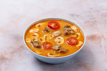 Том ям с курицей