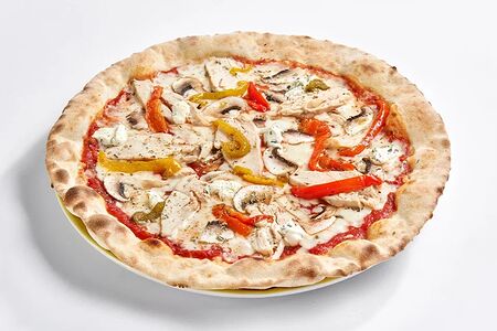 Пицца с куриным филе и шампьонами