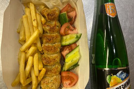 Люля-кебаб с картошкой Фри