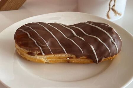 Эклер Шоколадный