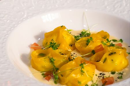 Манты с крабом