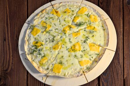 Пицца сырная 35 см