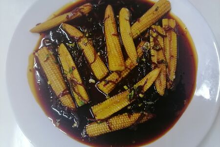 Мини-кукуруза в ароматном сладком соевом соусе (тёплый салат) 