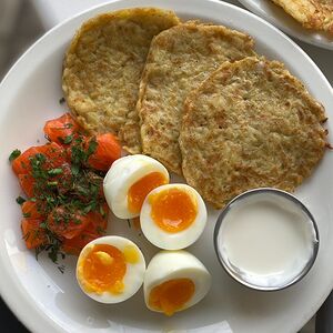 Драники с лососем