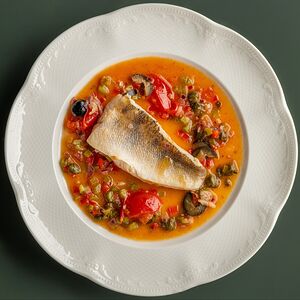 Судак с соусом аква-паца