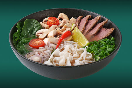 Фо бо с пастрами