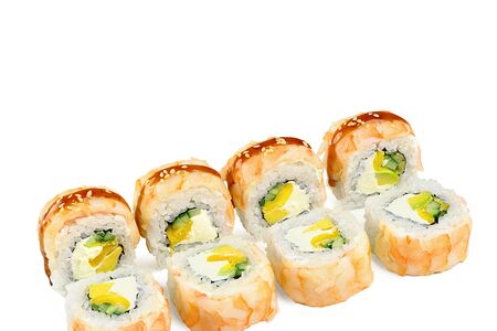 Филадельфия с креветками и манго