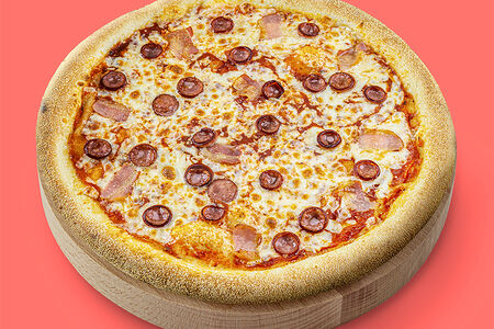 Пицца с охотничьими колбасками