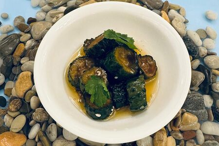 Огурцы маринованные с кунжутом