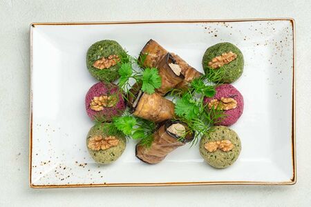 Рулетики из баклажана с ореховой начинкой