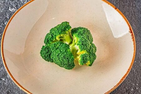 Брокколи на пару