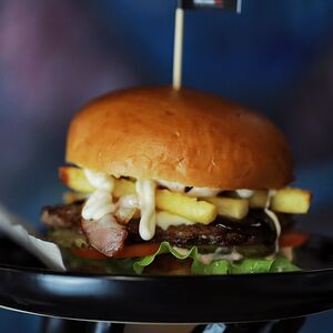 Френч фри бургер