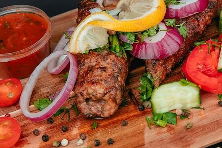 Люля в тортилье из говядины