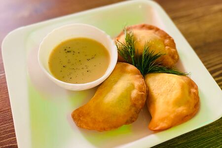 Посикунчики с горчичным макало