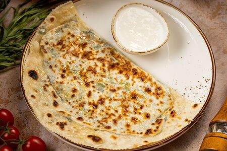 Кутаб с сыром и зеленью