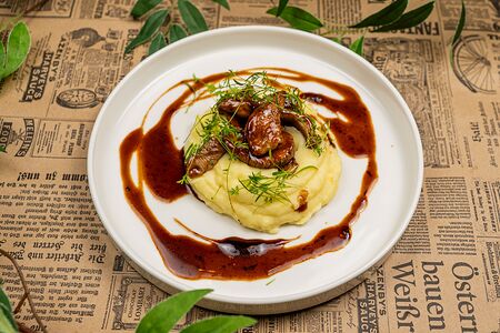 Филе индейки в соусе порто