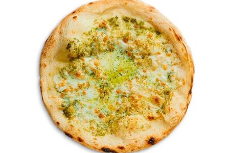 Лепёшка с песто и кунжутом 