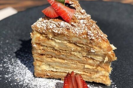 Наполеон с белым шоколадом 