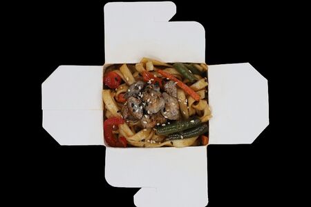 Удон с курицей