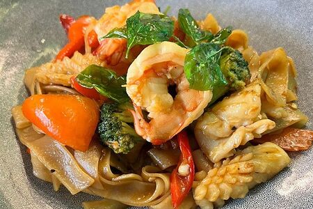 Лапша Пад Ки Мао с морепродуктами 