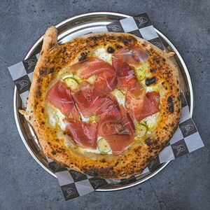Pizza Груша горгонзола
