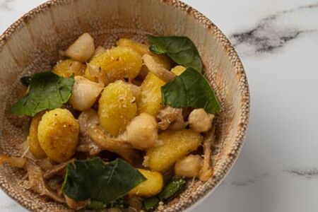 Ньокки с гребешком и вешенками